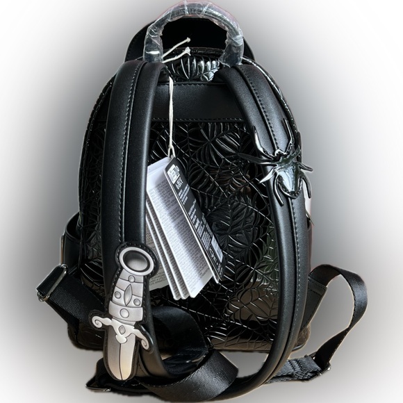 Loungefly Elvira Mistress of the Dark mini backpack!! NWT - Picture 2 of 3